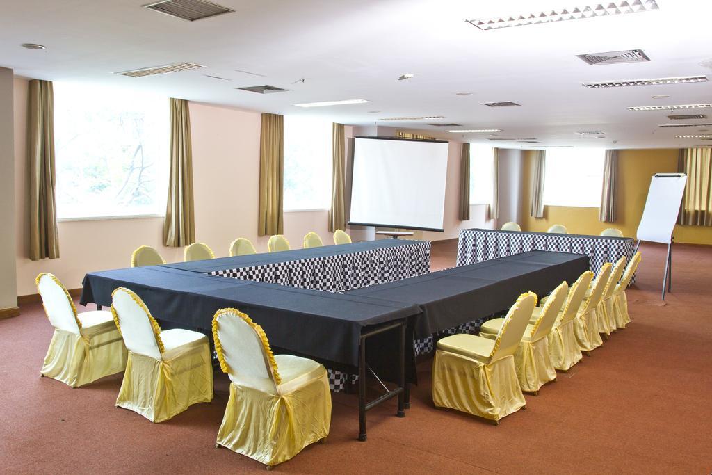 Nam Center Hotel Kemayoran จาการ์ตา ภายนอก รูปภาพ